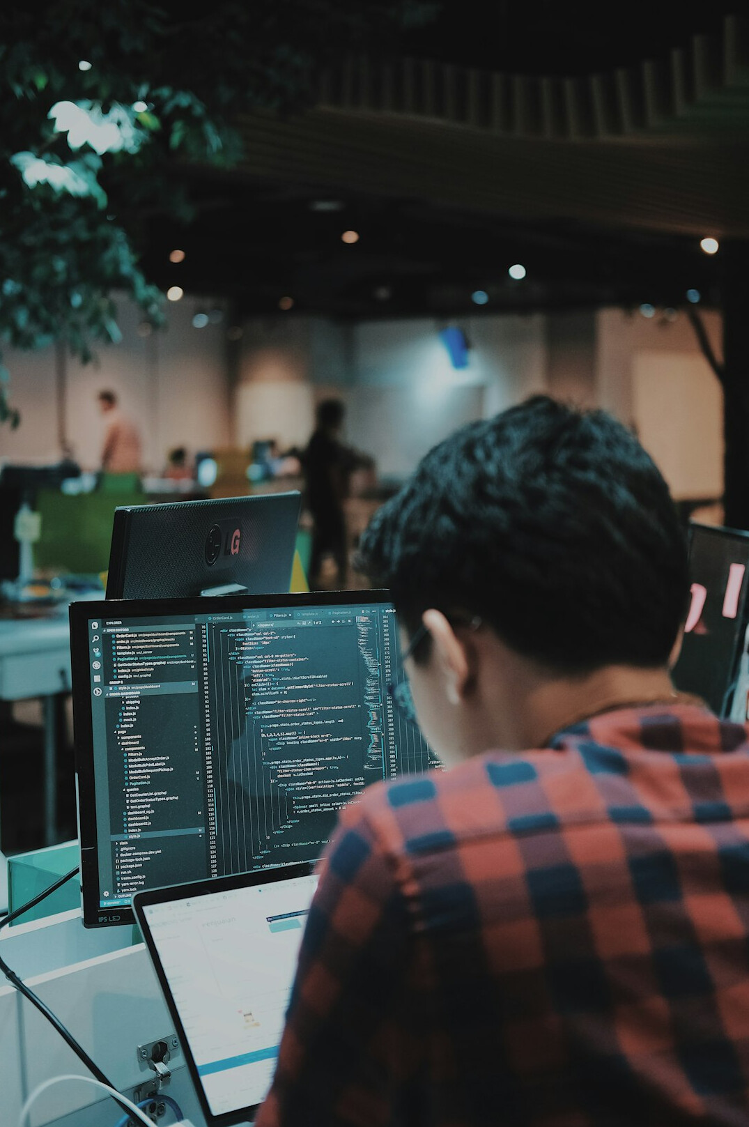 slovenian students coding together